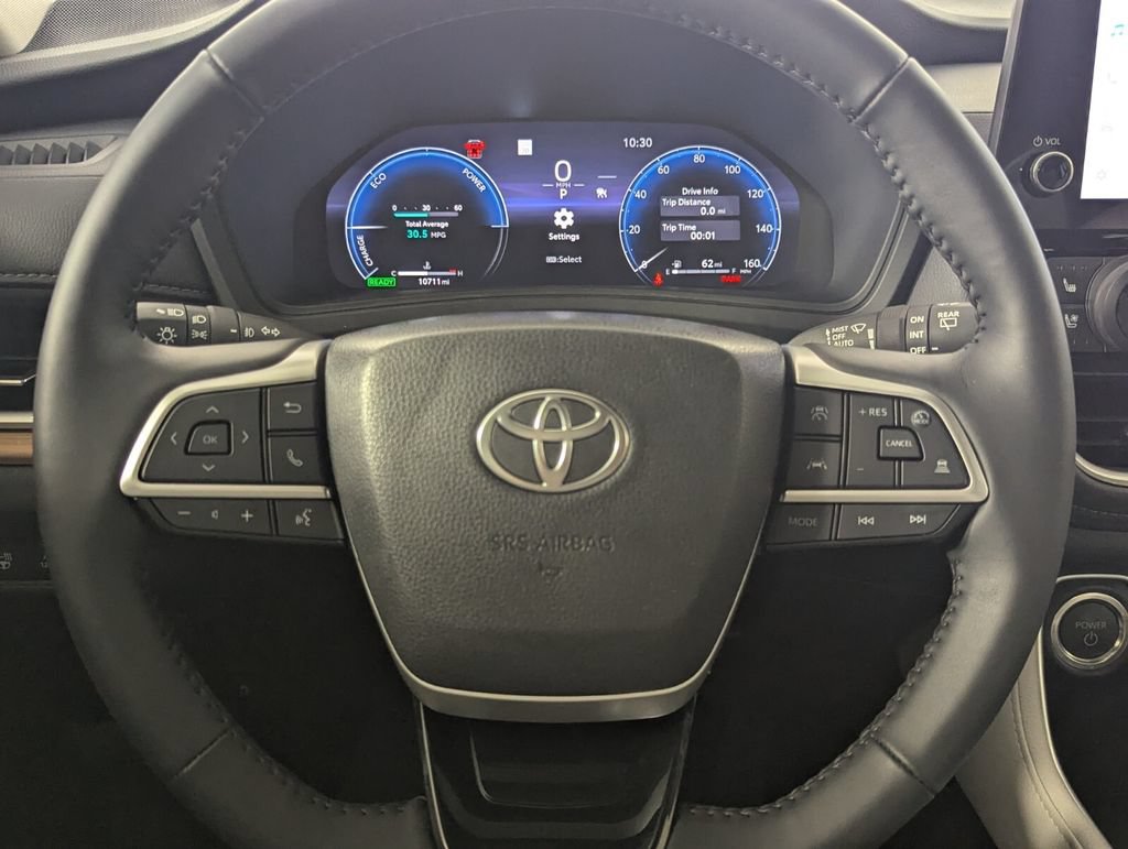 Used 2025 Toyota Grand Highlander AWD Hybrid image 19