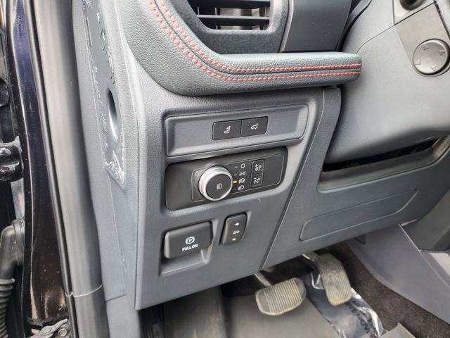 Used 2022 Ford Expedition Limited AWD/4WD image 13