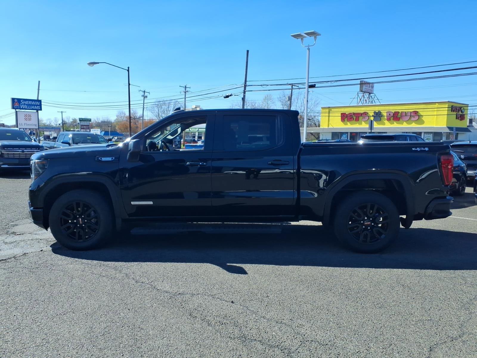 Used 2022 GMC Sierra 1500 Elevation AWD/4WD image 7