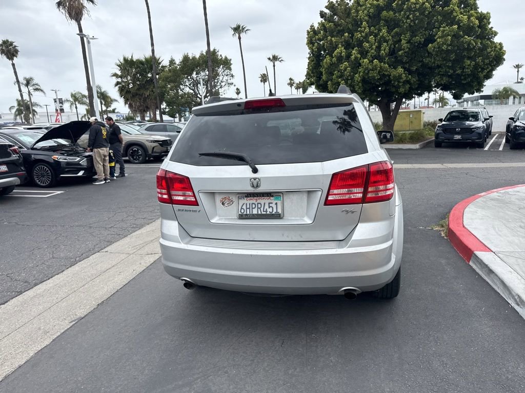 Used 2009 Dodge Journey R/T w/ Flexible Seating Group FWD image 22