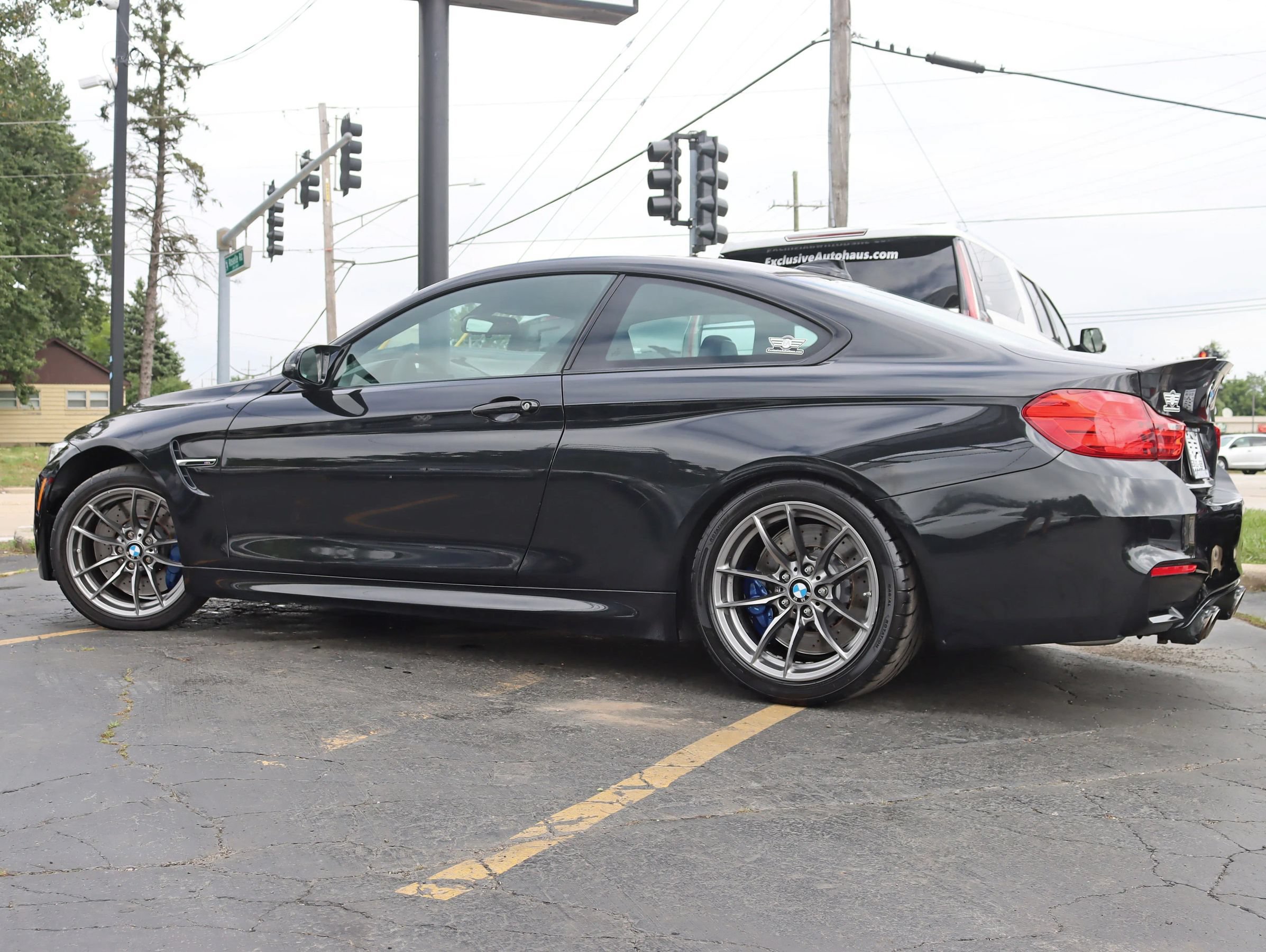 Used 2016 BMW M4 Coupe RWD image 11