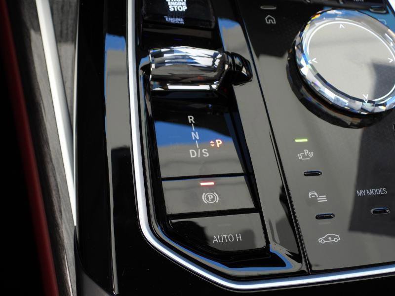 Used 2024 BMW 740i image 84