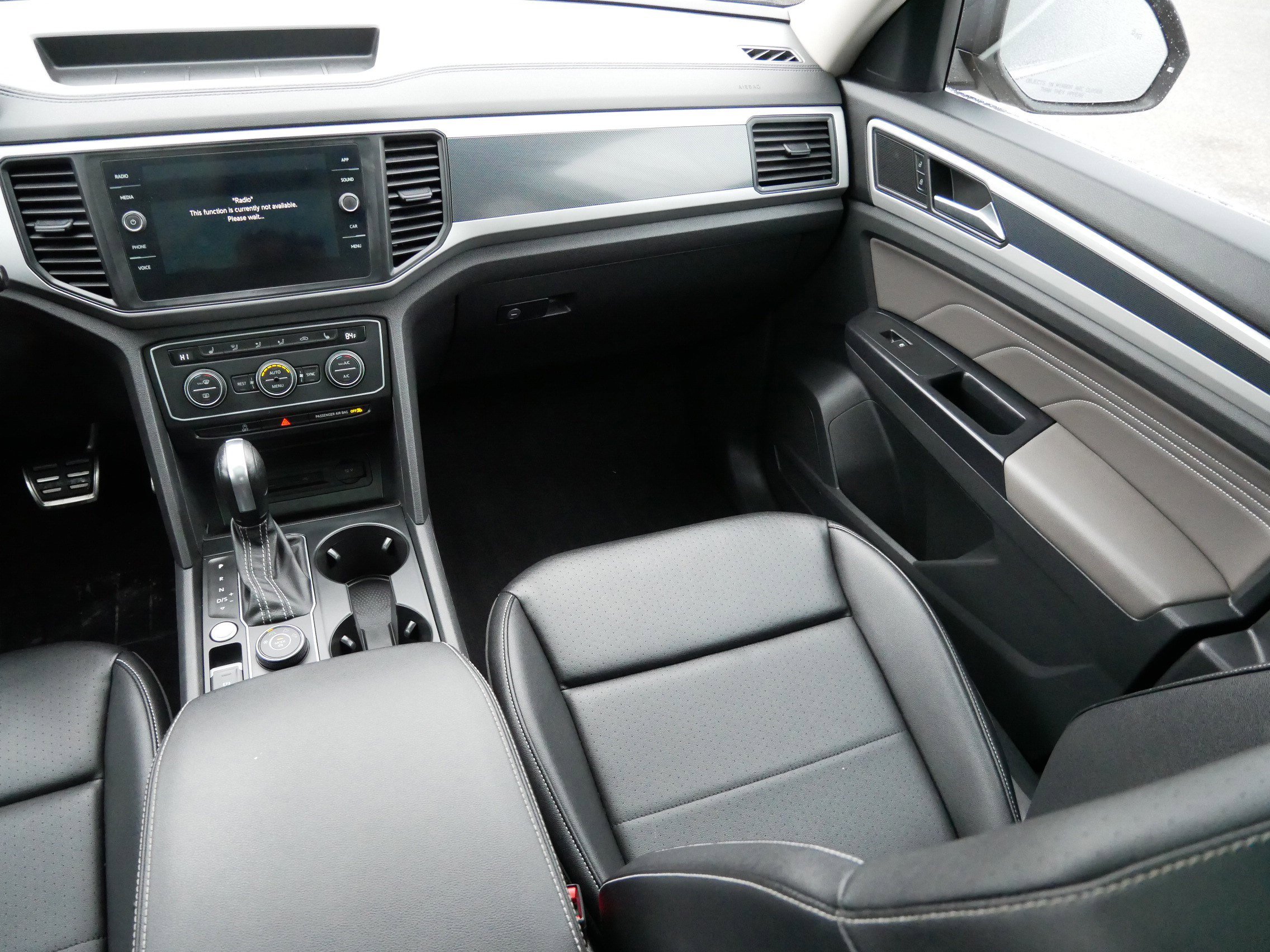 Used 2021 Volkswagen Atlas SE image 11