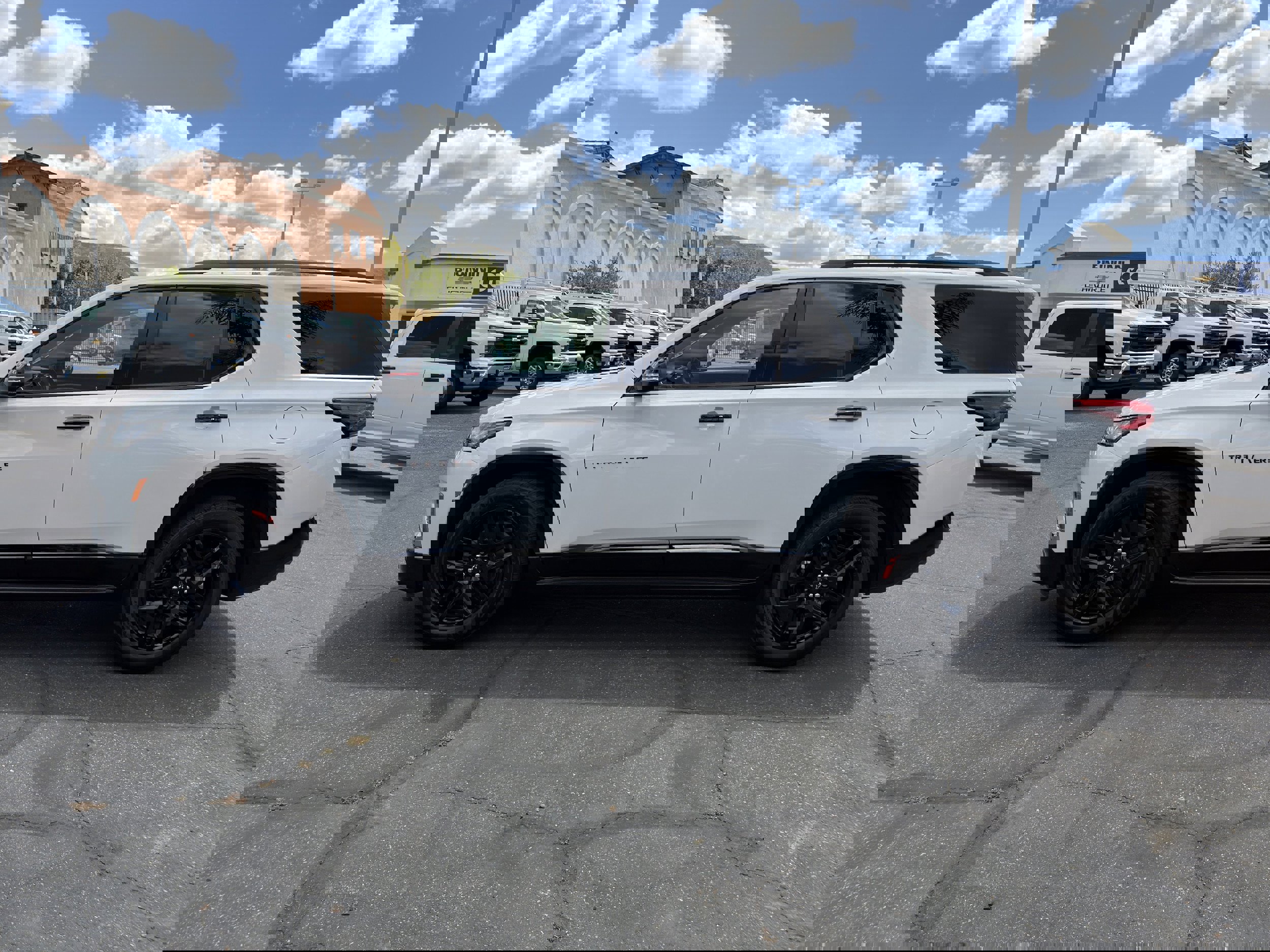 Used 2022 Chevrolet Traverse Premier w/ Redline Edition AWD/4WD image 6