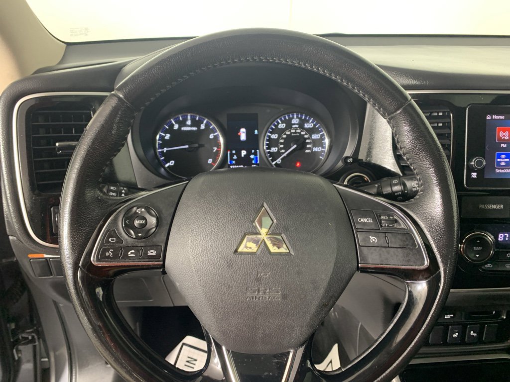 Used 2018 Mitsubishi Outlander SEL image 19