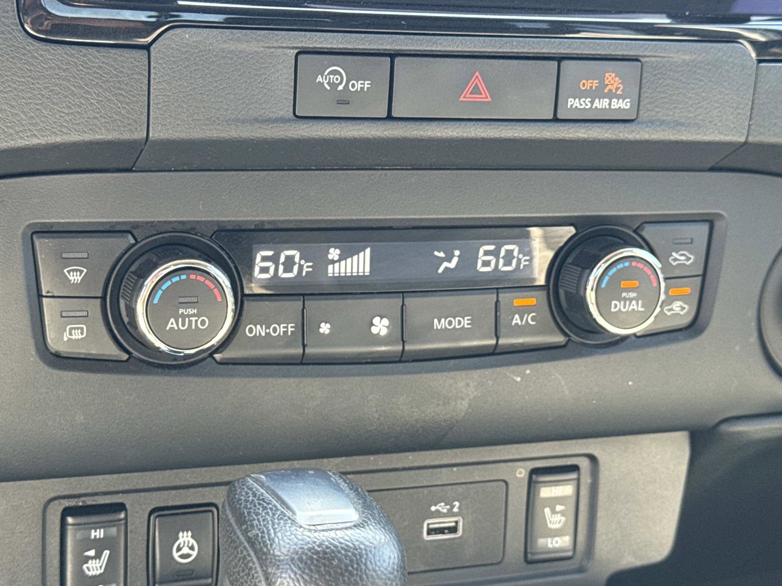 Used 2024 Nissan Frontier SV w/ SV Convenience Package image 14