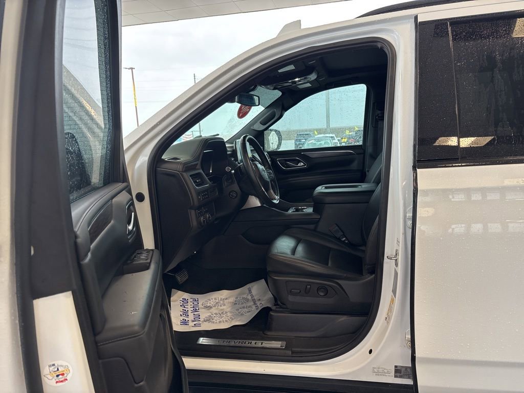 Used 2023 Chevrolet Tahoe Z71 w/ Luxury Package image 30