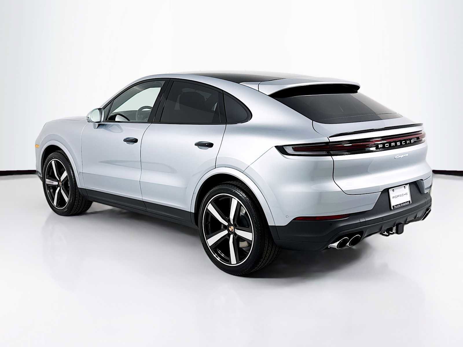 New 2026 Porsche Cayenne image 3