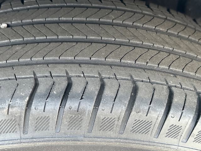 Used 2025 Chevrolet Equinox LT w/ Convenience Package II image 26