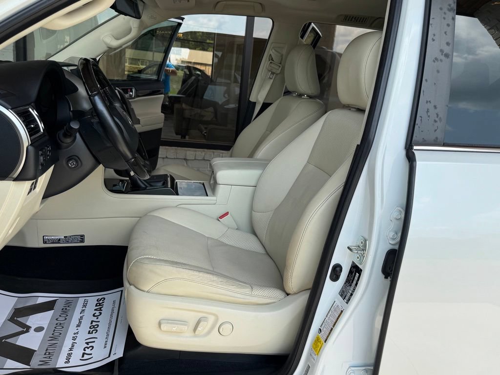 Used 2022 Lexus GX 460 Luxury w/ Accessory Package AWD/4WD image 35