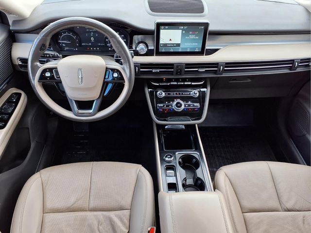 Used 2022 Lincoln Corsair AWD w/ Premium Package image 16