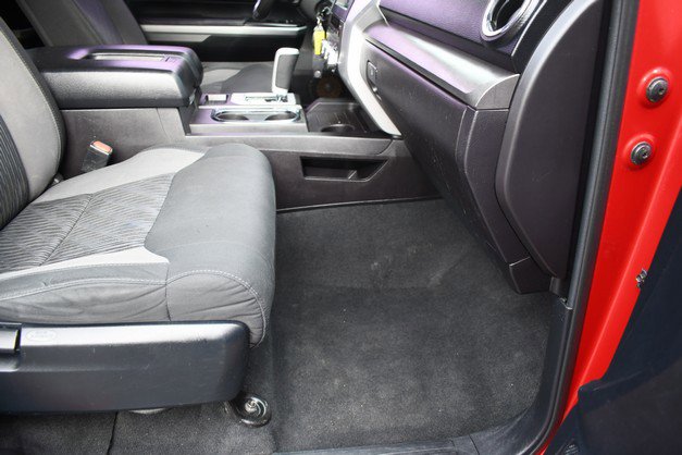 Used 2016 Toyota Tundra SR5 image 25