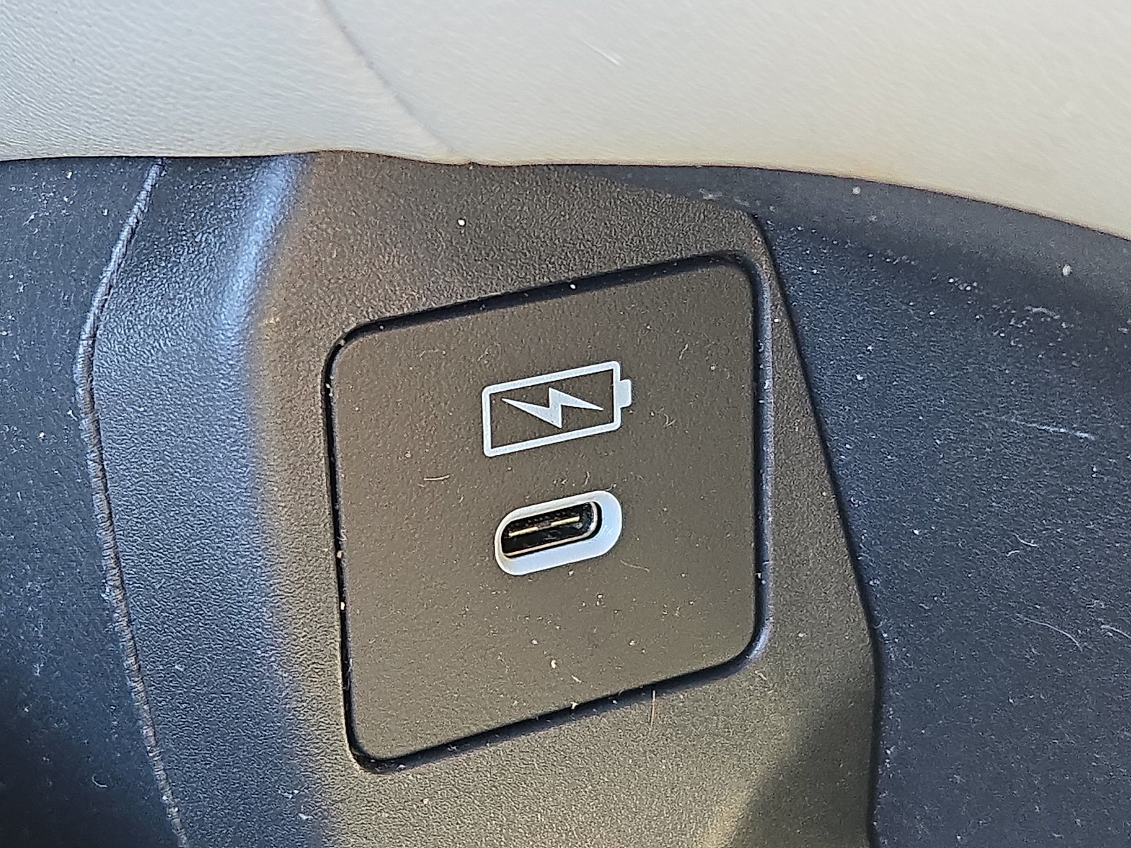 Used 2024 Honda HR-V LX image 25