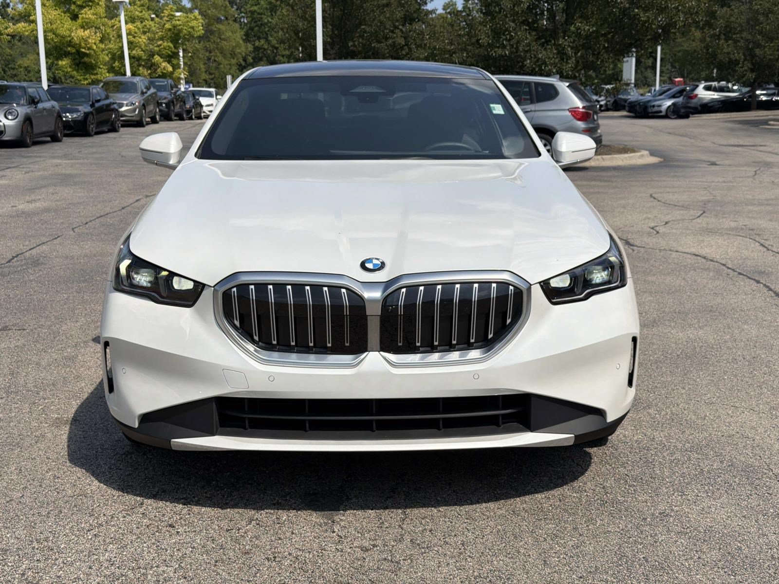 Used 2026 BMW 540i xDrive AWD/4WD image 2