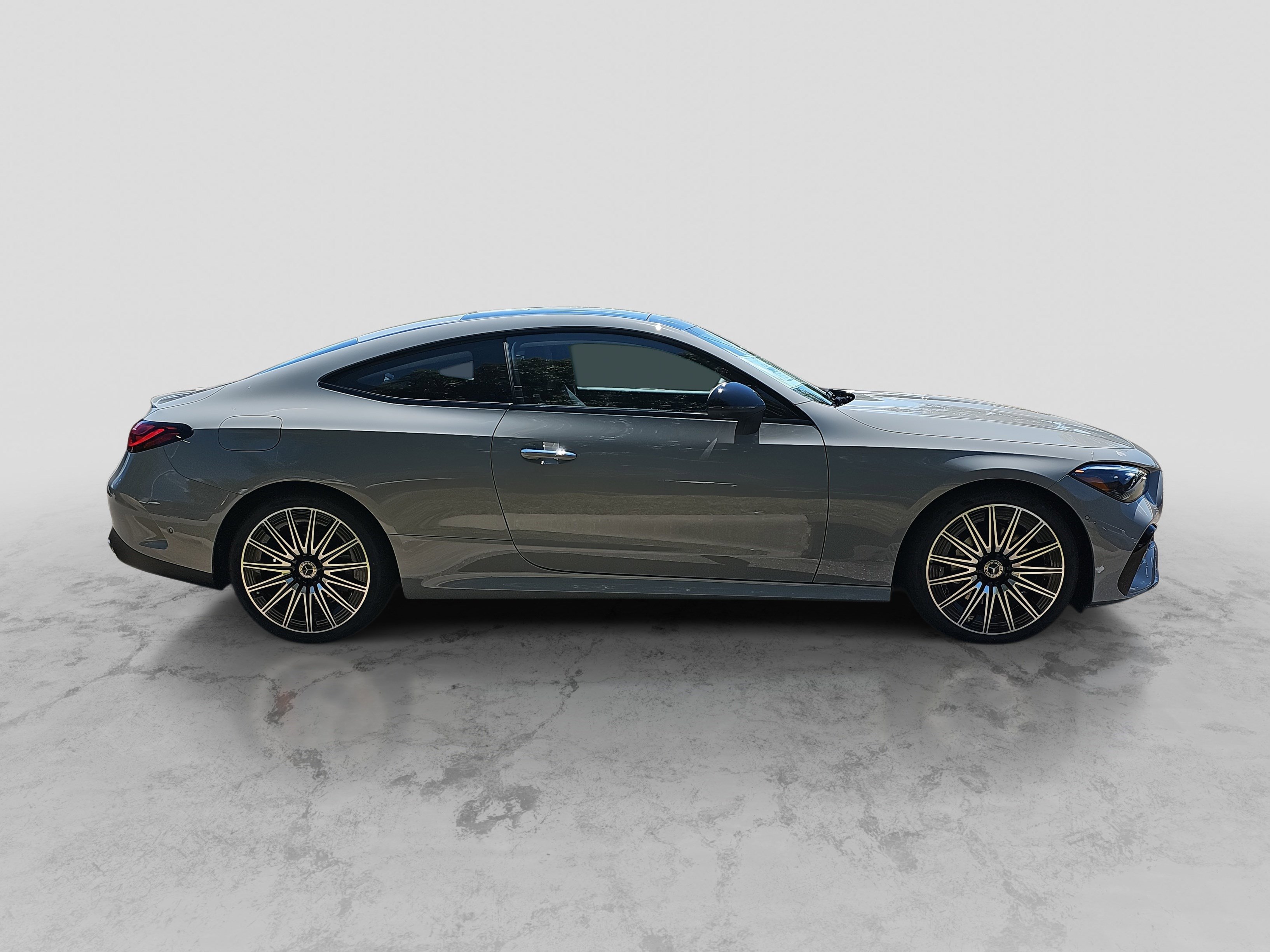 New 2026 Mercedes-Benz CLE 300 4MATIC Coupe image 4