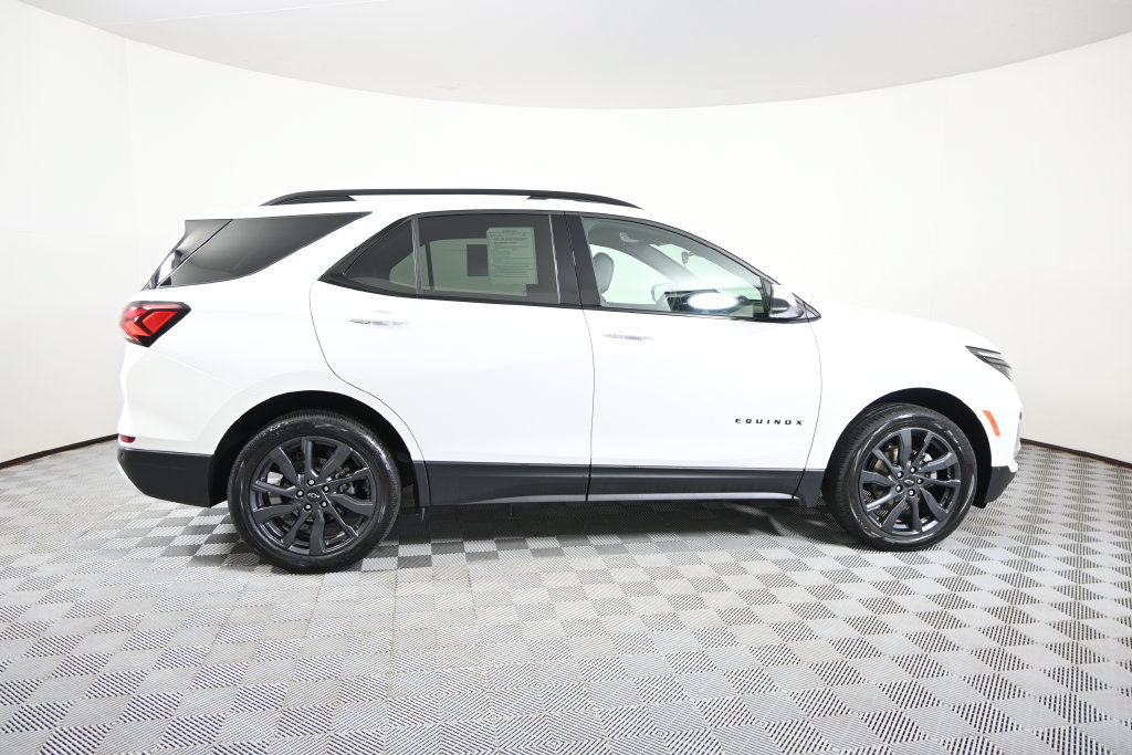 Used 2023 Chevrolet Equinox RS AWD/4WD image 7