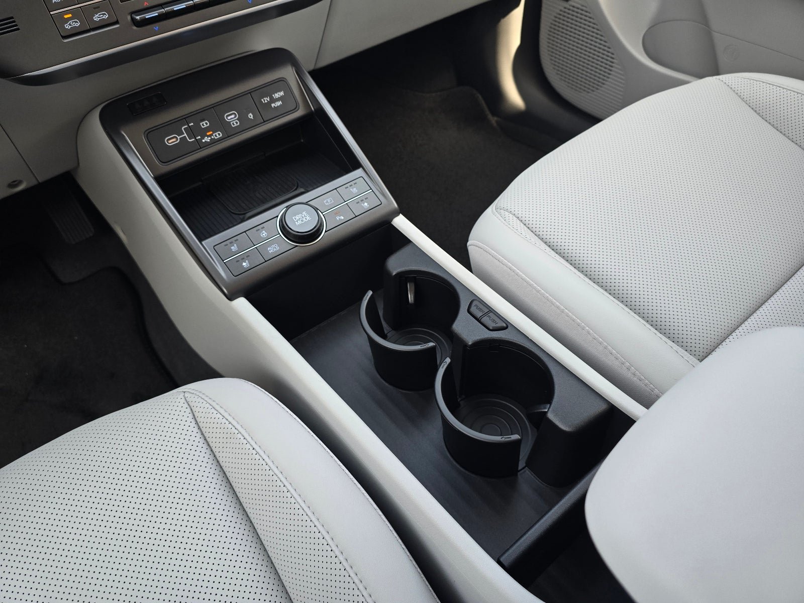 New 2026 Hyundai Kona Limited FWD image 16