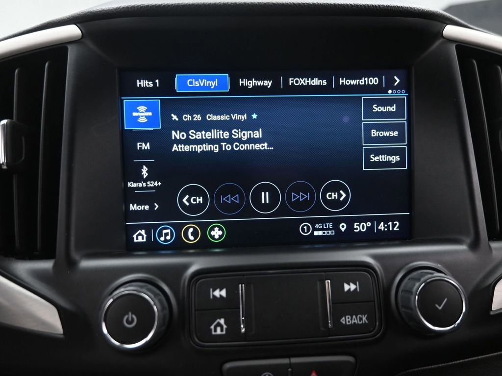 Used 2024 GMC Terrain SLT image 15