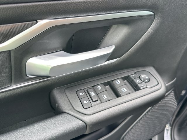 New 2027 RAM 1500 4x4 Crew Cab image 15