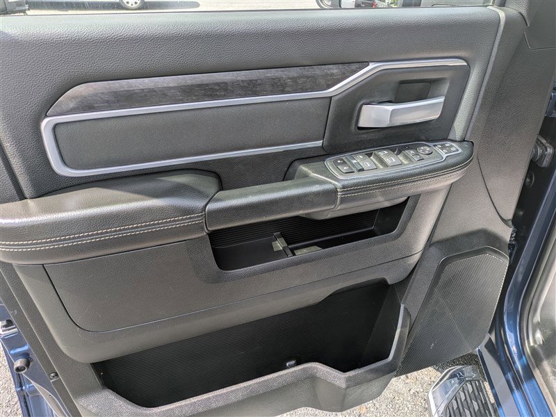 Used 2024 RAM 2500 Big Horn w/ Bed Utility Group image 17