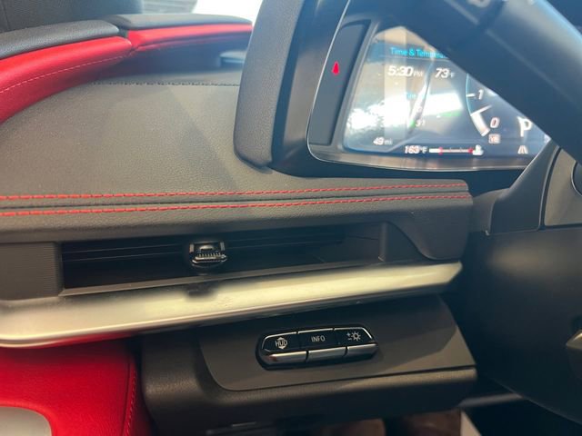 New 2024 Chevrolet Corvette Stingray Preferred Conv w/ 2LT image 25