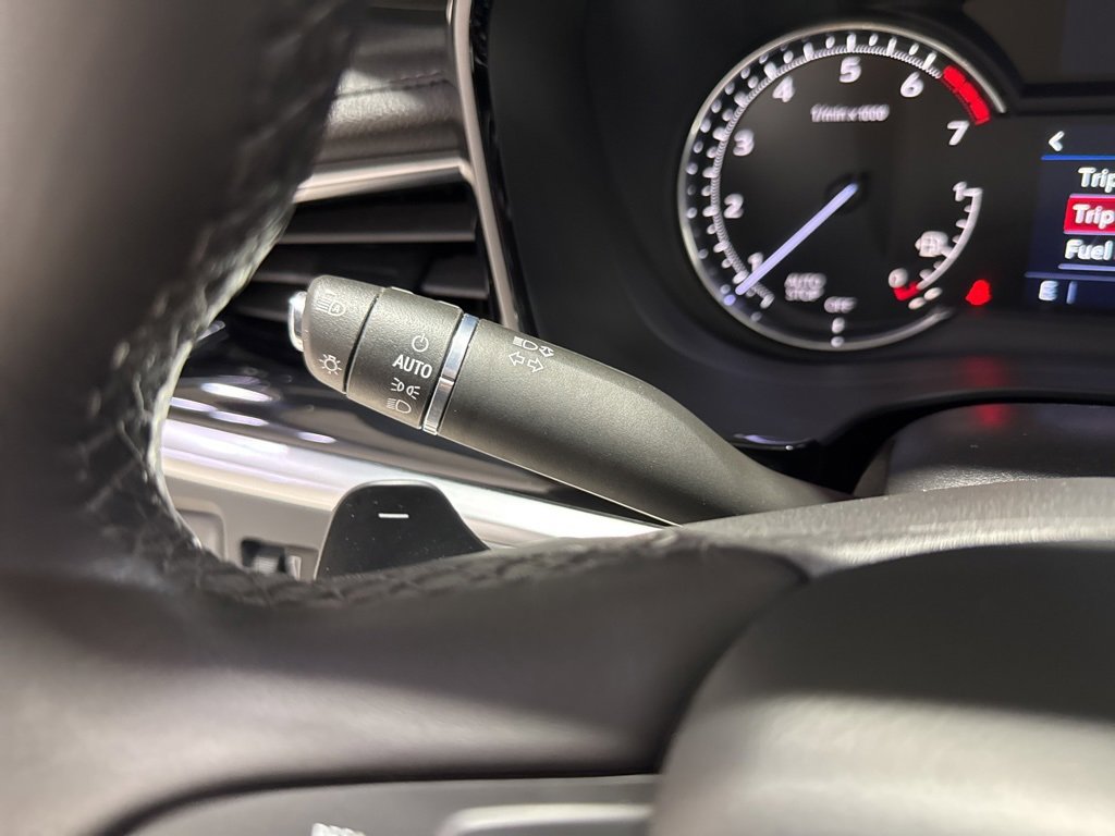 Used 2023 Cadillac XT6 Luxury image 25