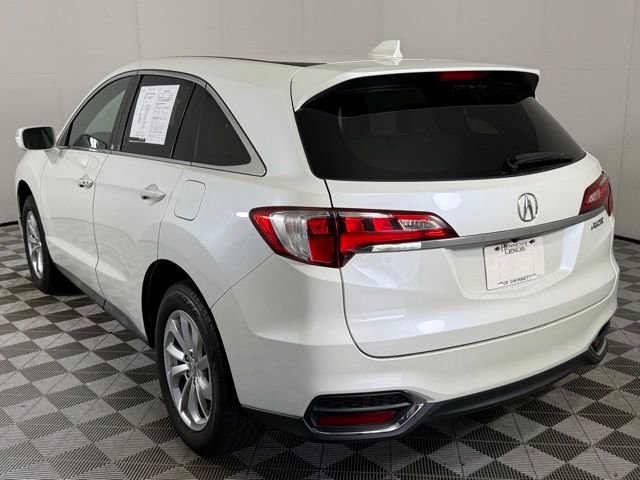 Used 2017 Acura RDX w/ Technology Package FWD image 4