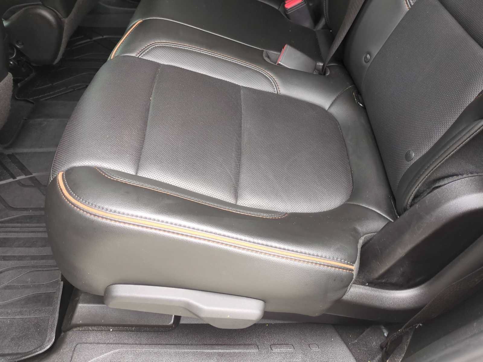 Used 2021 GMC Acadia AT4 w/ Trailering Package AWD/4WD image 26