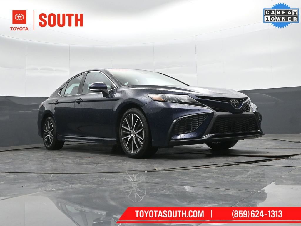 Used 2021 Toyota Camry SE w/ Convenience Package image 38