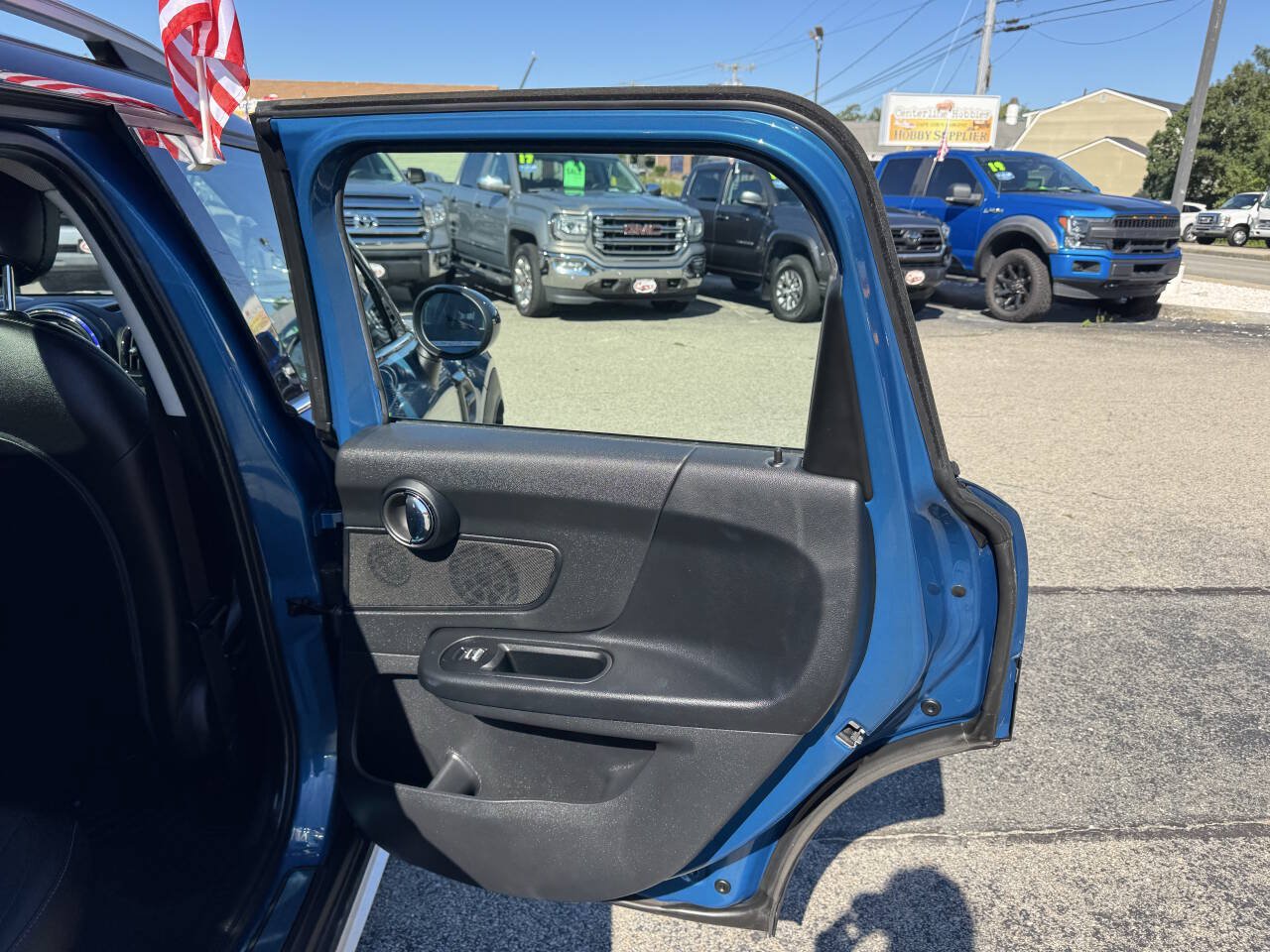 Used 2017 MINI Cooper Countryman ALL4 AWD/4WD image 33