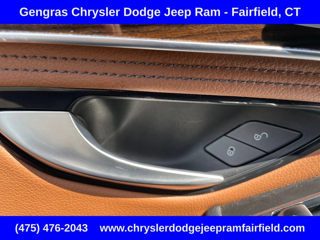 Used 2019 Mercedes-Benz GLC 300 4MATIC Coupe image 46