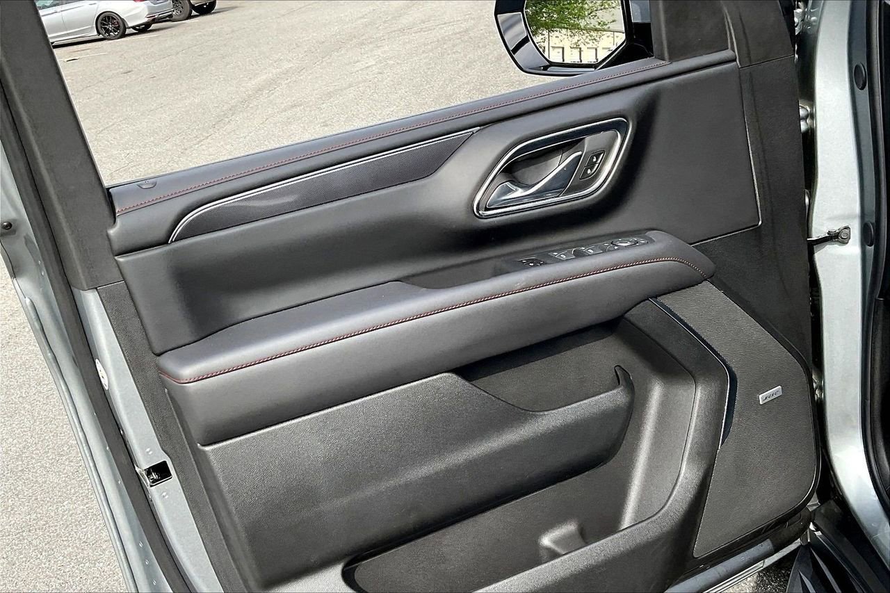 Used 2023 Chevrolet Tahoe RST w/ RST Performance Edition image 28