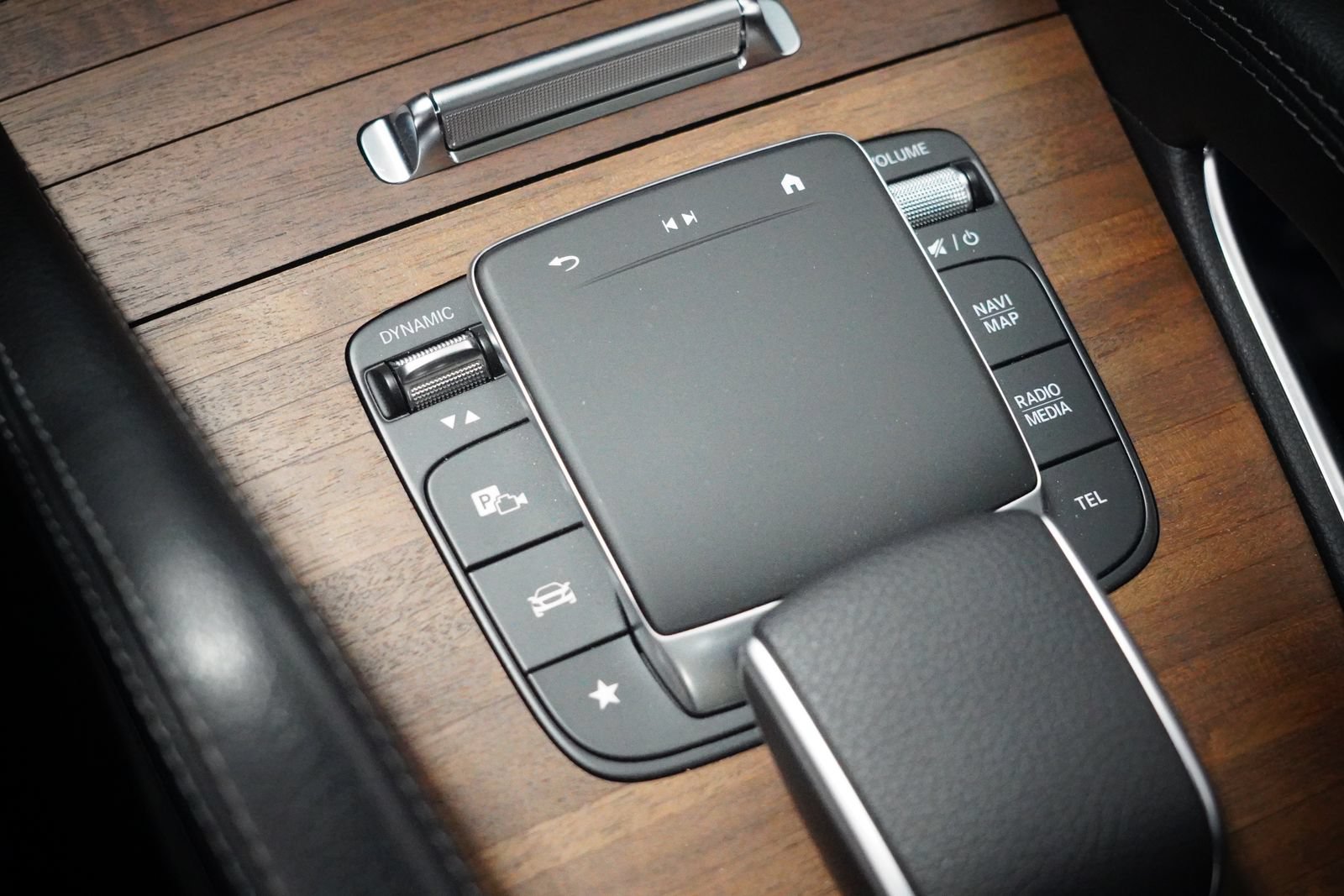 Certified 2024 Mercedes-Benz GLE 350 4MATIC image 26
