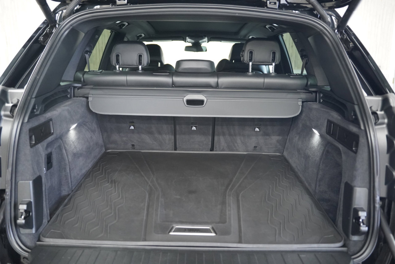 Used 2023 BMW X5 xDrive40i w/ Premium Package image 39