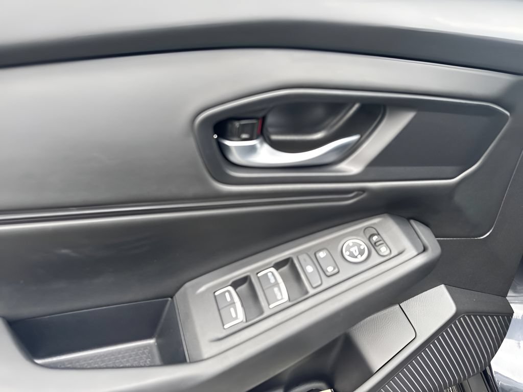 Used 2025 Honda Accord SE image 17