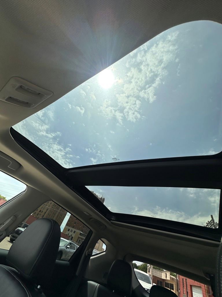 Certified 2024 Nissan Murano Platinum FWD image 26