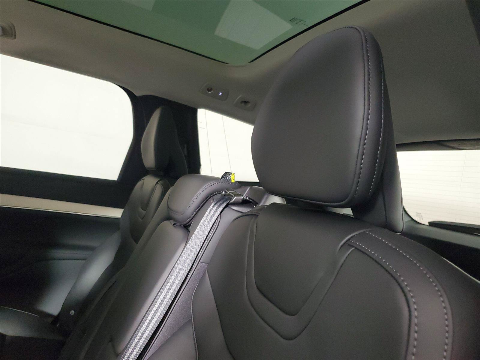 New 2026 Volvo EX90 Ultra AWD/4WD image 12