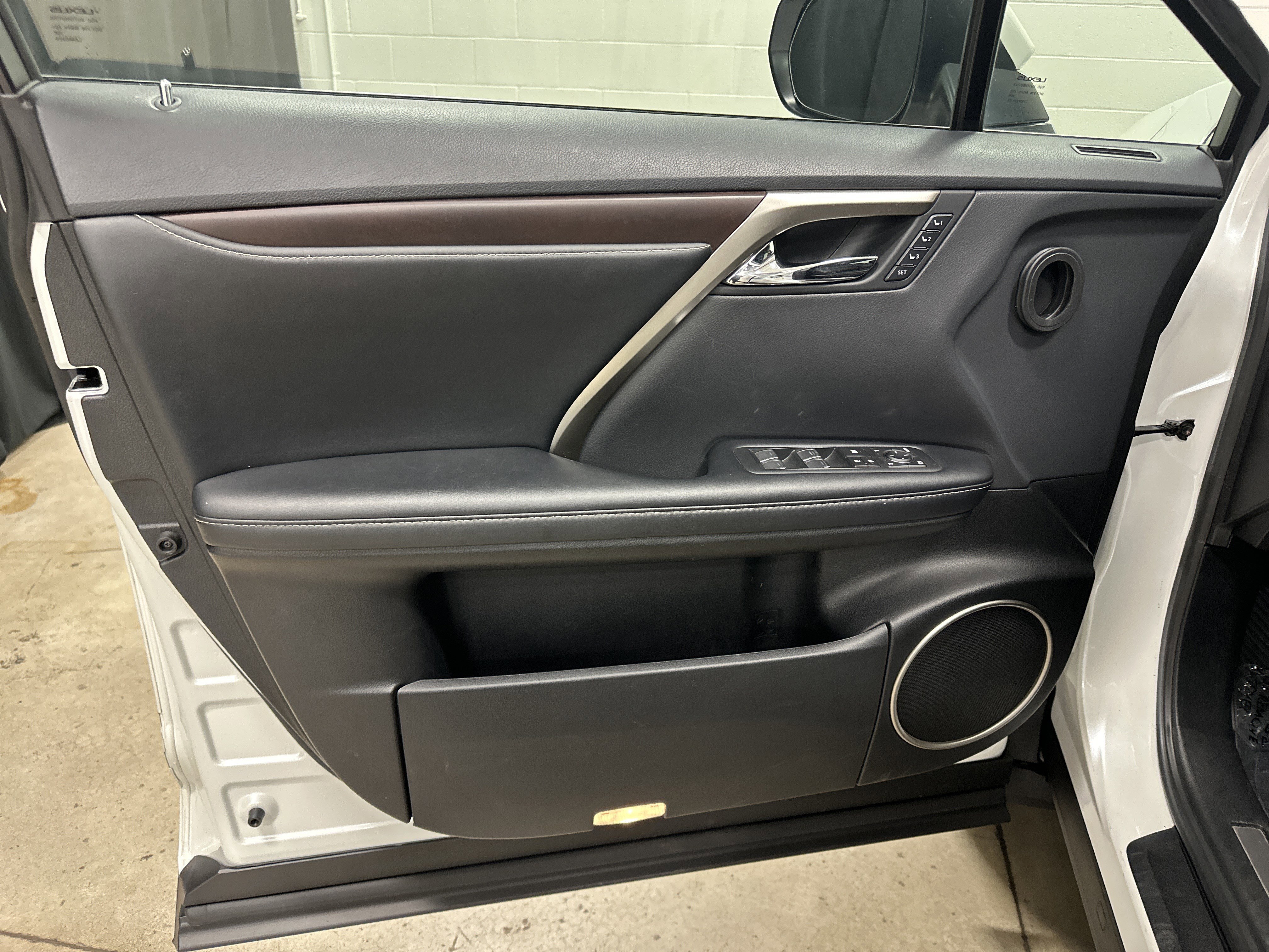 Used 2022 Lexus RX 350 AWD w/ Premium Package image 15