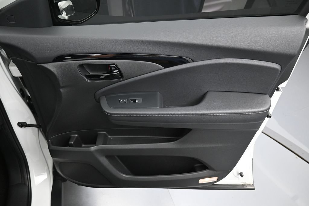 Used 2022 Honda Passport Elite image 42