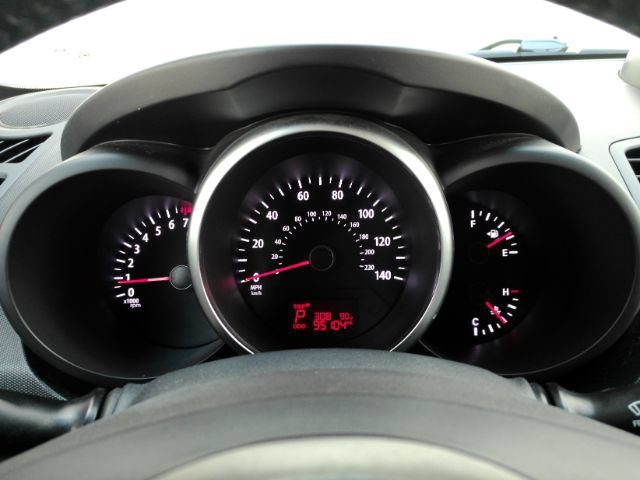 Used 2012 Kia Soul + w/ Audio Pkg FWD image 38