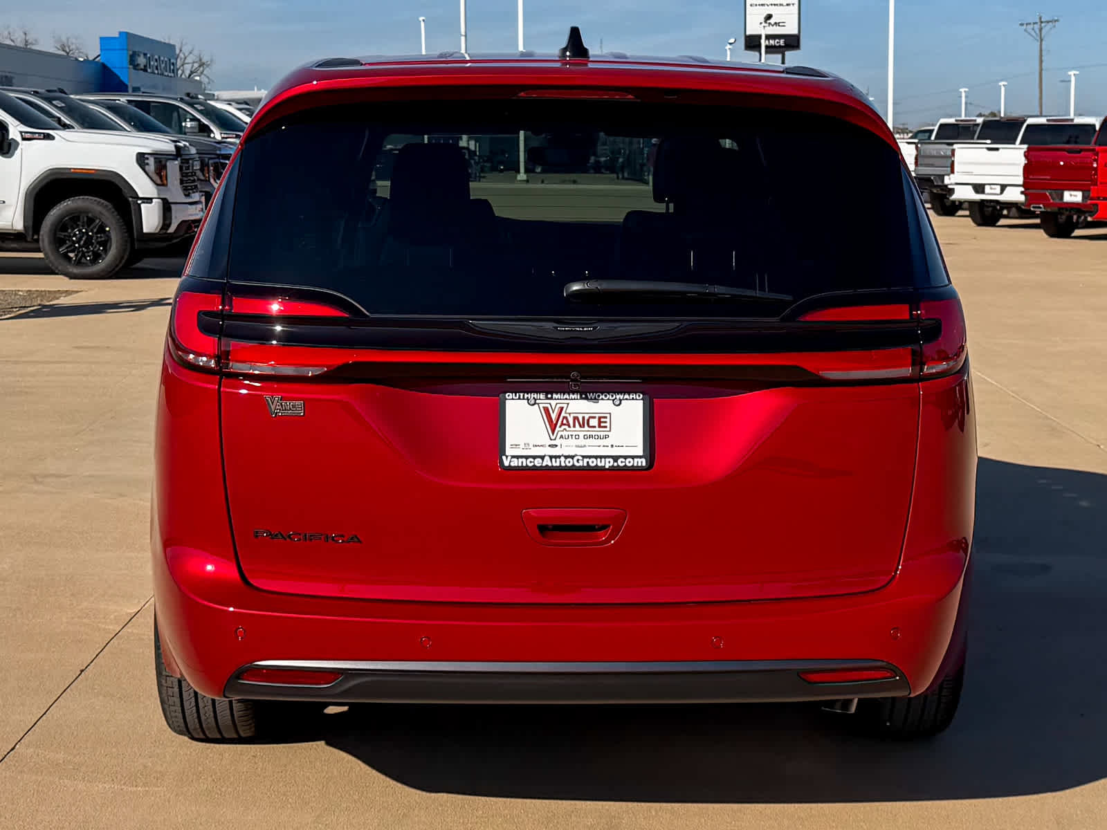New 2026 Chrysler Pacifica Select image 6