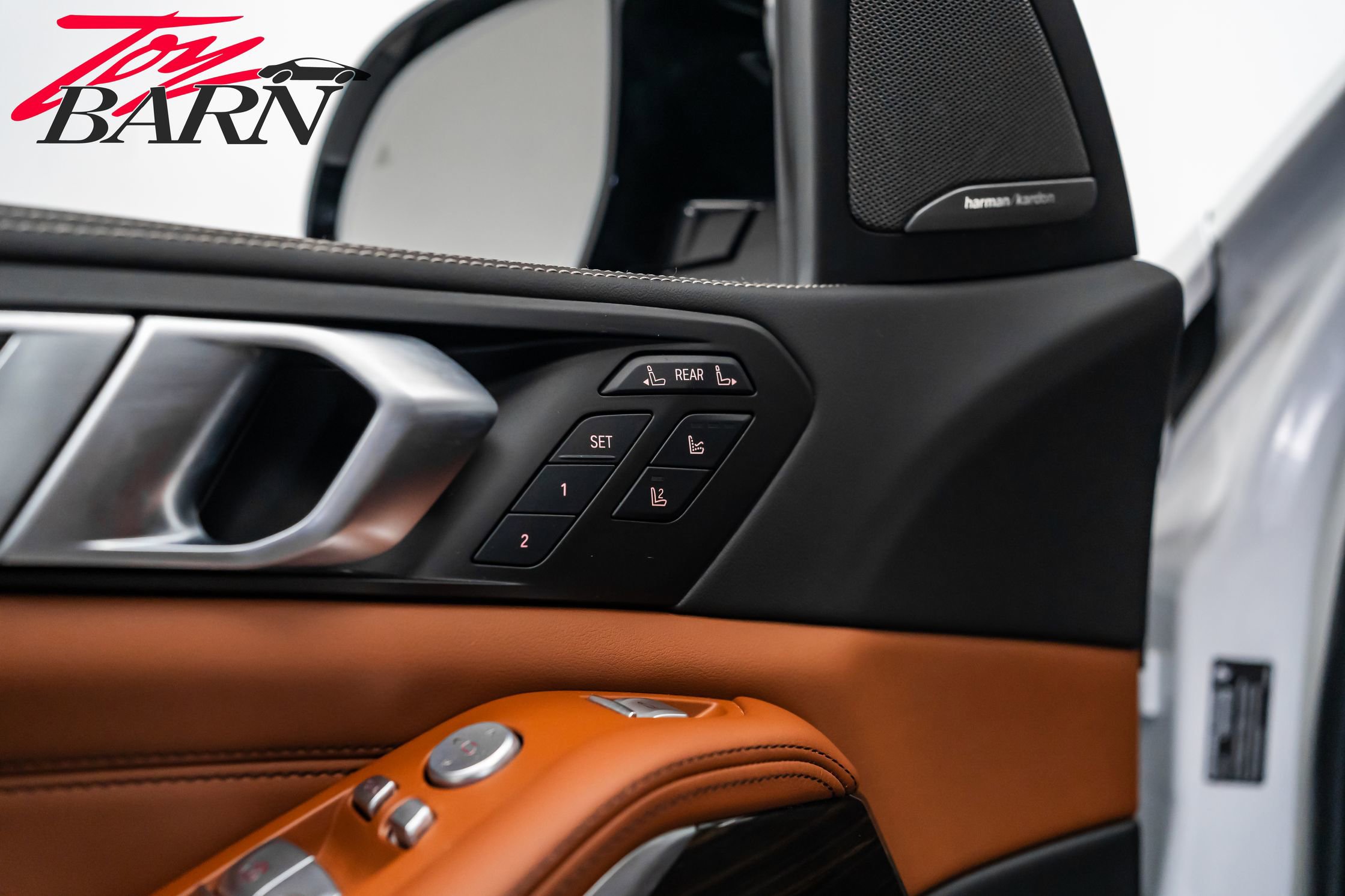 Used 2024 BMW X7 M60i w/ Executive Package image 22