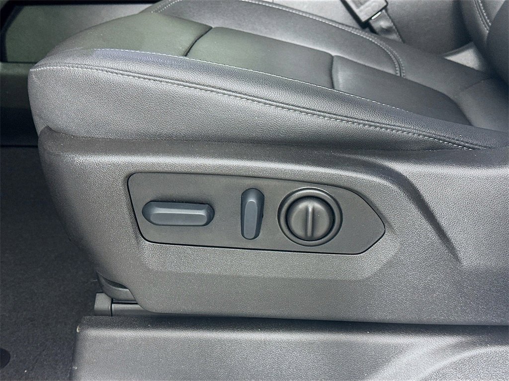 Used 2023 Chevrolet Silverado 2500 LTZ w/ LTZ Premium Package image 22