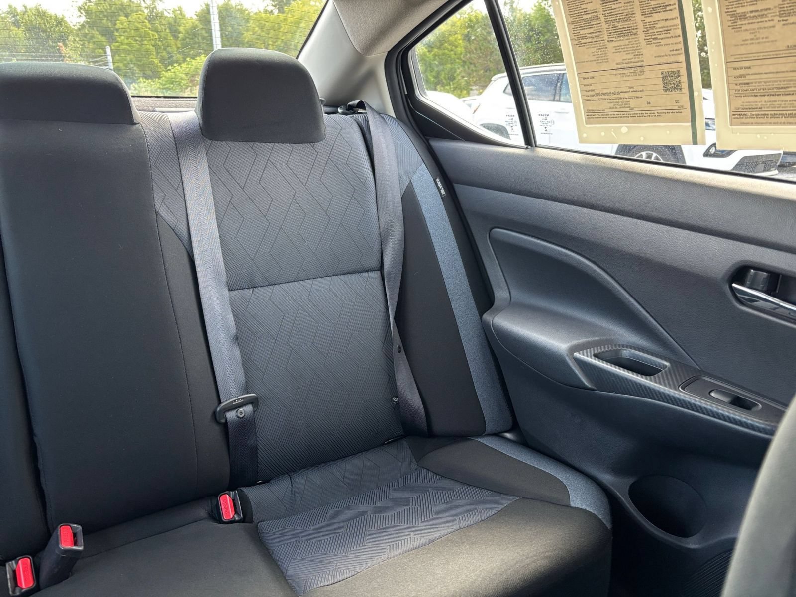 Used 2025 Nissan Versa SV FWD image 34