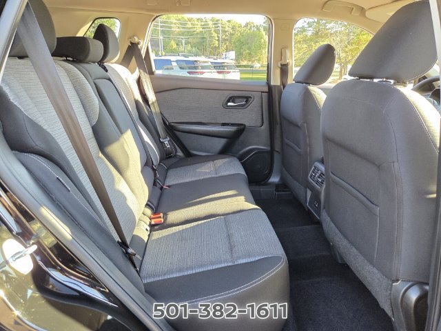 Used 2021 Nissan Rogue SV FWD image 15