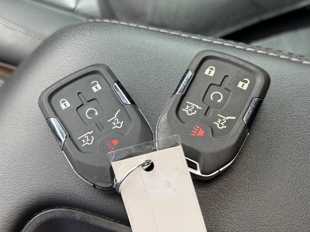 Used 2019 Chevrolet Suburban LT RWD image 34