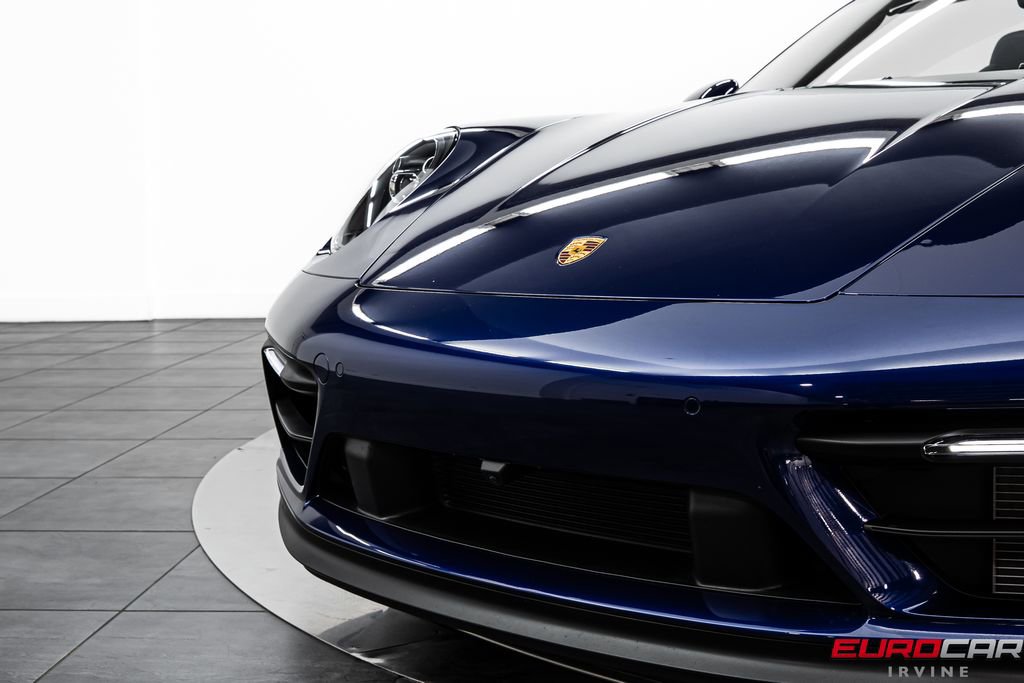 Used 2024 Porsche 911 Carrera GTS RWD image 12