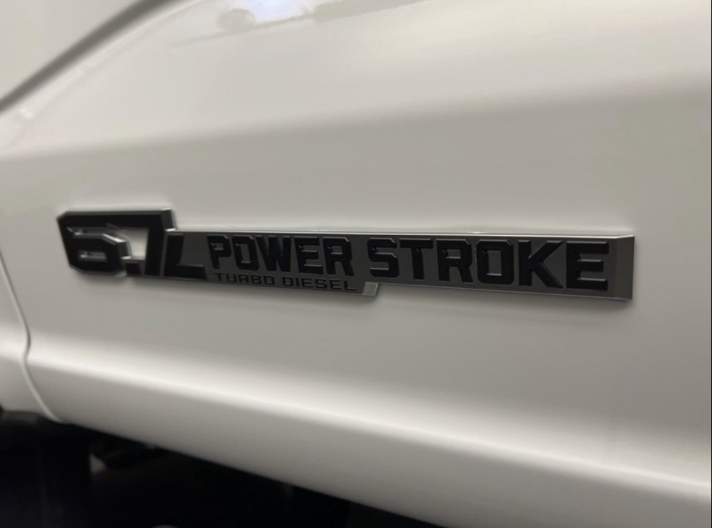 New 2025 Ford F550 4x4 Regular Cab Super Duty image 29