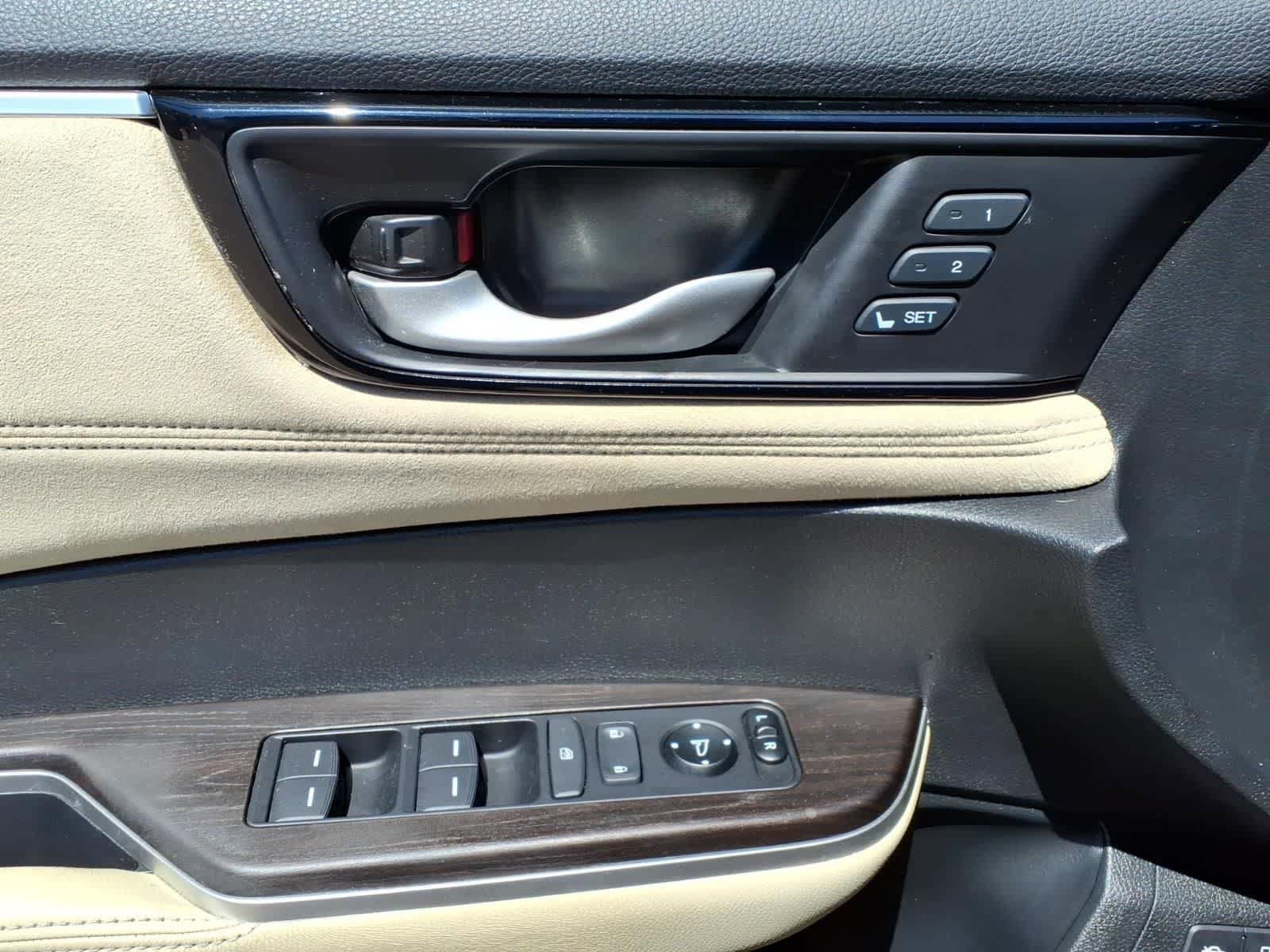 Used 2018 Honda Clarity Touring image 14