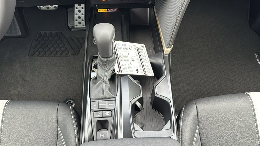 New 2026 Toyota Camry SE image 31